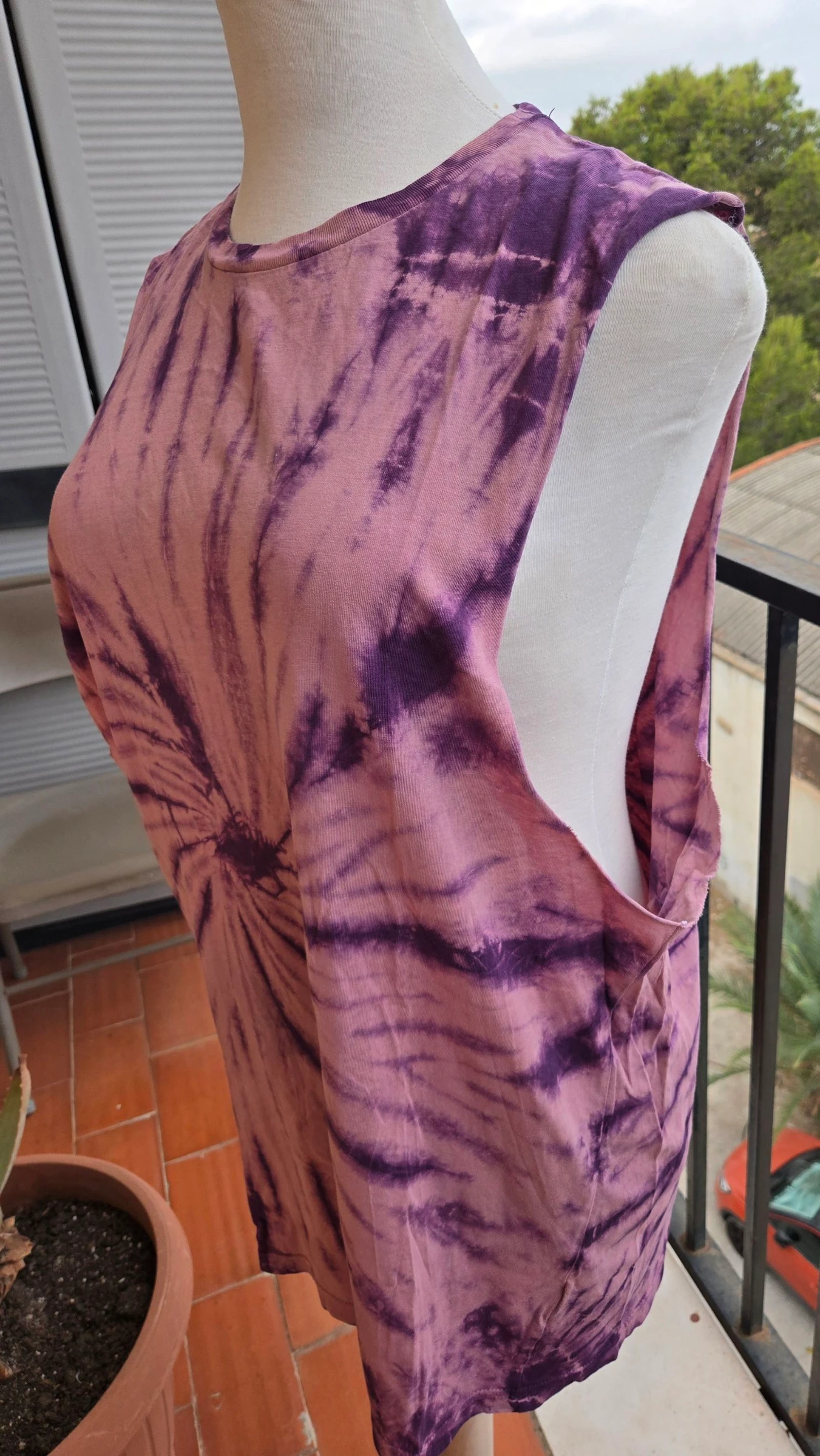 Camiseta tie dye roxa – photo 2